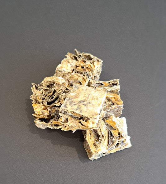 Fish Skin Cubes Medium - 80g