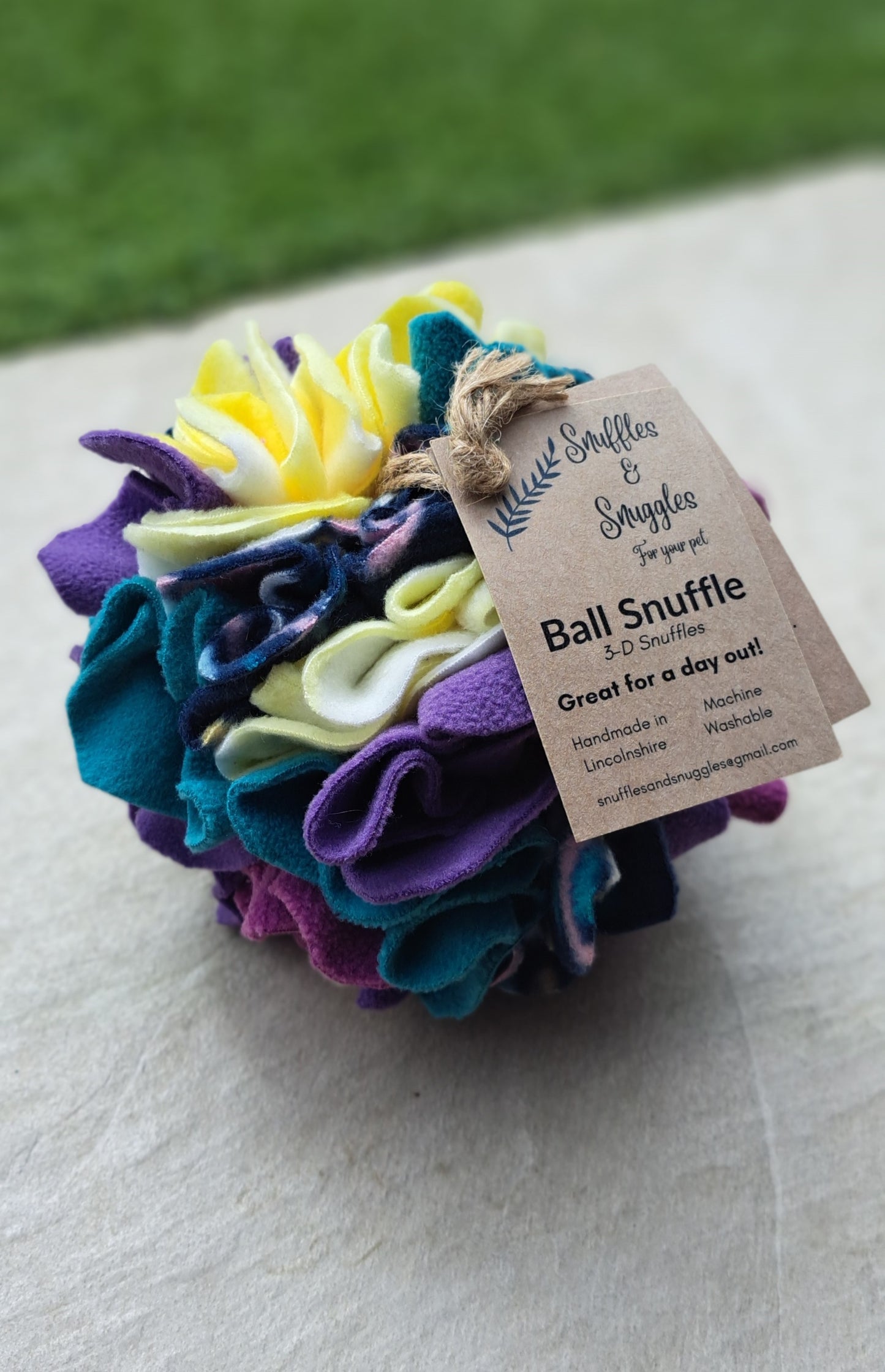Enrichment Toy - Snuffle Ball 6inch Purple